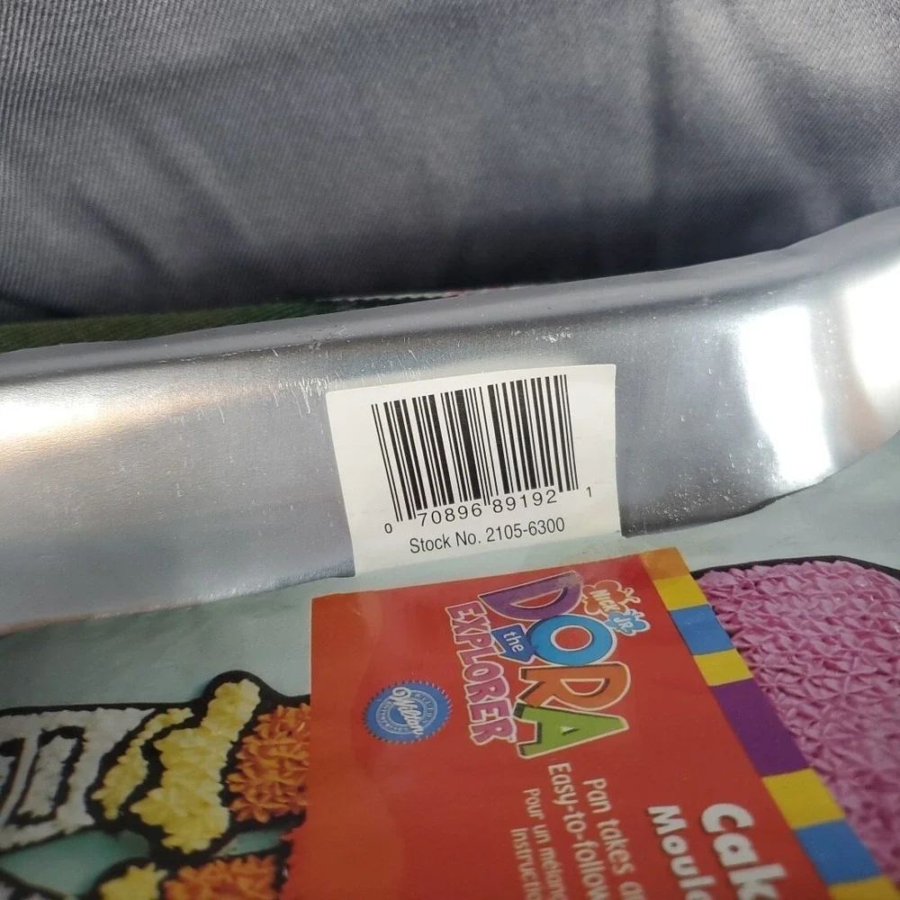 Wilton OS Dora the Explorer Cake Pan Kids Silver‎ Aluminum 2105-6300 2003